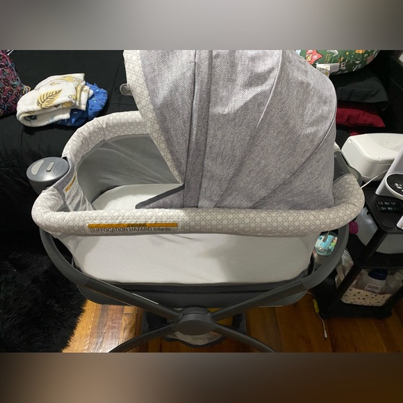 Baby Bassinet - Picture 3 of 8